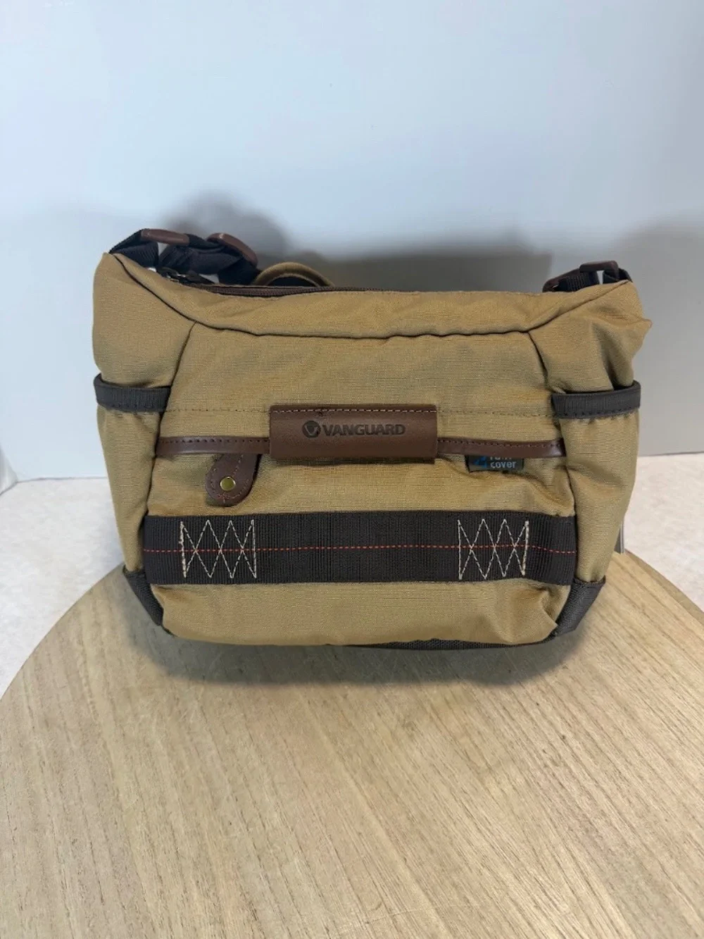 Vanguard Havana 21 Camera Shoulder Bag Khaki Brown DSLR Mirrorless NWT Rain Cove